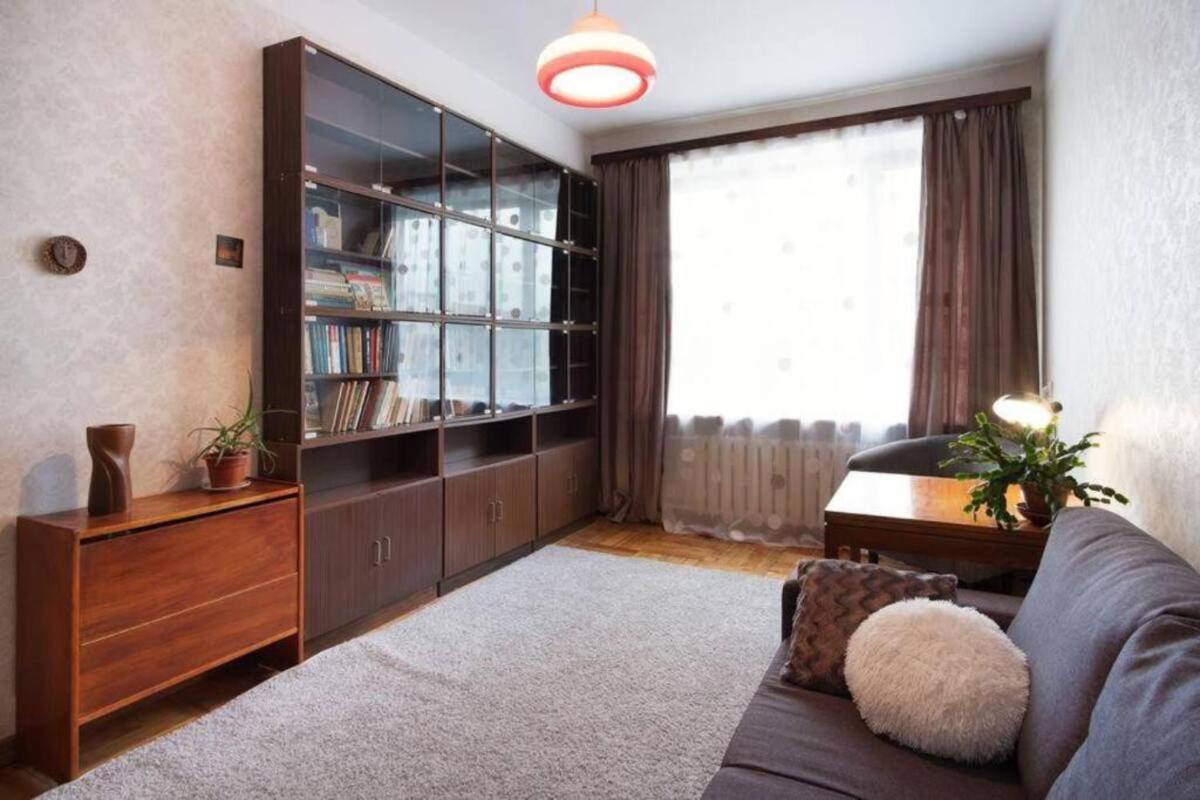 Center Huge 3-bedroom Tallinn